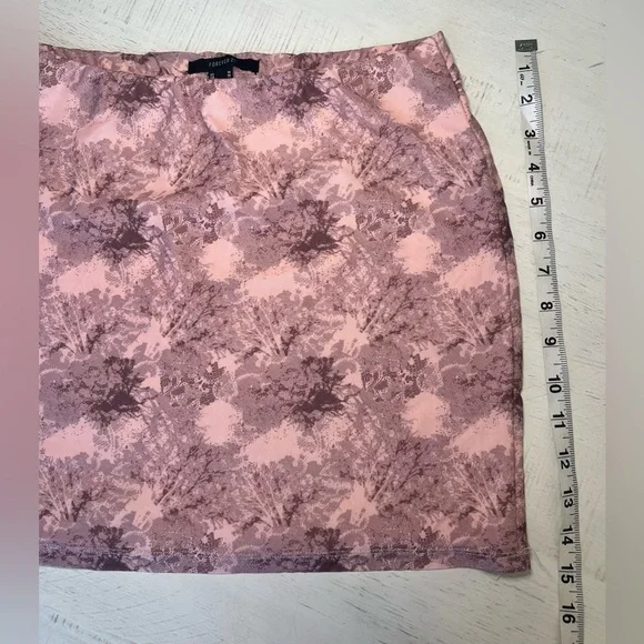 Forever 21 Pink Abstract Mini Skirt - Picture 6 of 8
